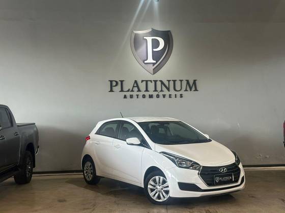 HYUNDAI HB20 1.0 COMFORT PLUS 12V FLEX 4P MANUAL